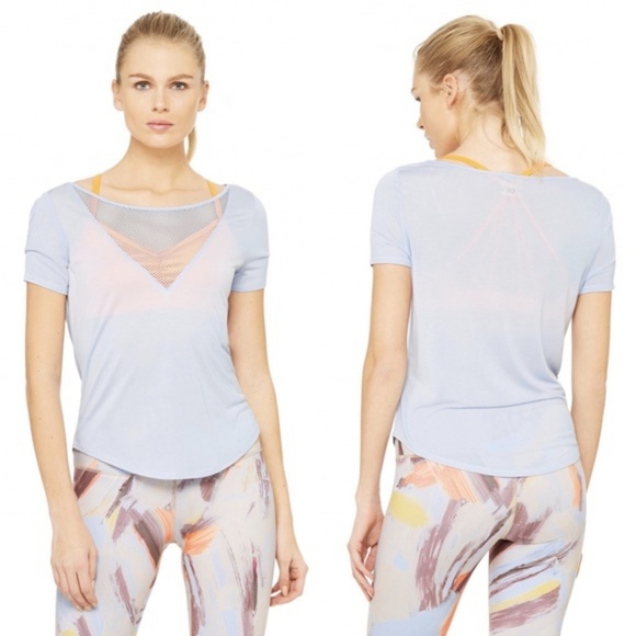 alo Yoga Shadow Short Sleeve Top Sky Blue Mesh Cut - Picture 2 of 4